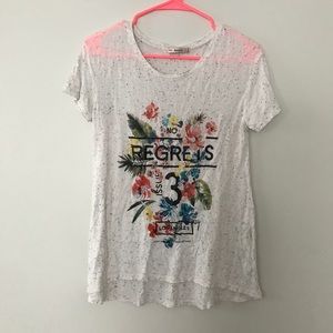 Bershka (zara) womens Graphic tee size medium